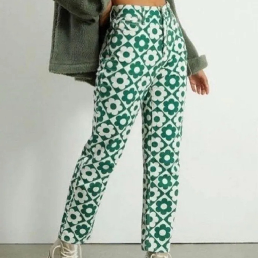 PacSun Pacific Sunwear Green Floral Print High Rise Button Fly Straight Leg Jean